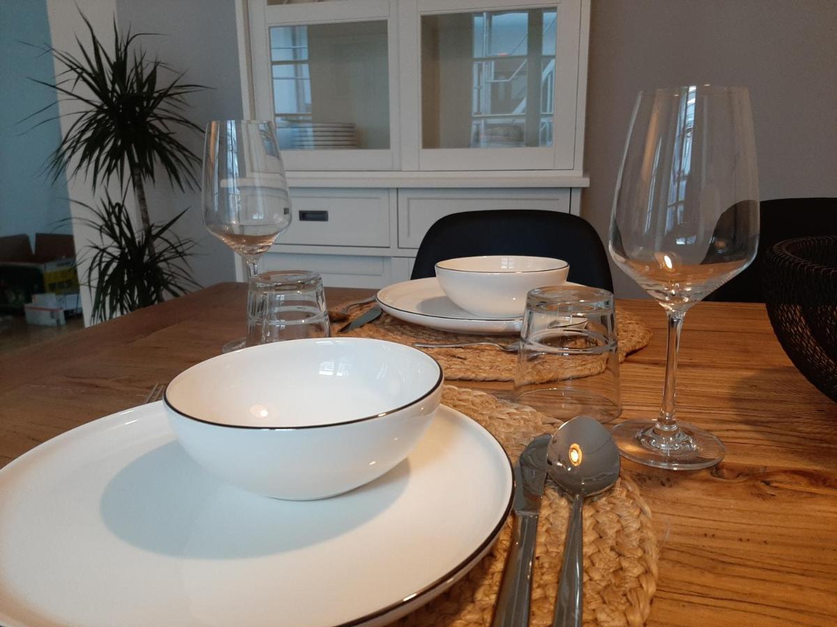 Zentrale Lage I Historisch I Parkplatz I Fahrradkeller Apartment Щраубинг Екстериор снимка